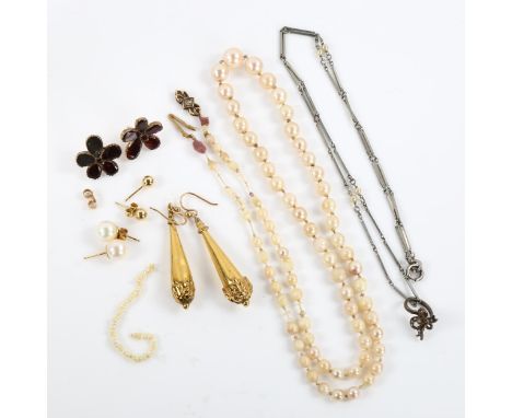 Various jewellery, including flat-top garnet flowerhead earrings, pair of pendant earrings, pearl necklace etcLot sold as see