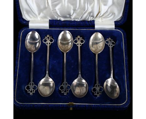 A set of 6 Arts and Crafts George V silver teaspoons, by Docker & Burn Ltd, hallmarks Birmingham 1931, length 11cm, 1.7oz tot