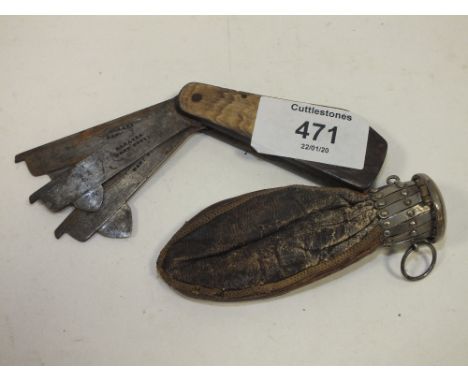 AN ANTIQUE COIN PURSE, TOGETHER WITH A BLOOD LETTER TOOL