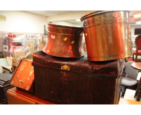 A VINTAGE TIN TRUNK TOGETHER WITH A BRASS &amp; OAK COAL BOX AND ONE BRASS / ONE COPPER COAL BUCKET (4)