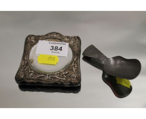 A SMALL ART NOUVEAU HALLMARKED SILVER MIRROR A/F TOGETHER WITH  A PEWTER CADDY SPOON (2) 