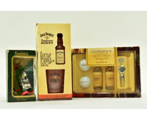 A collection of 3 whisky gift sets.&nbsp;

1. Glenfiddich 19th Hole gift set 5 cl, 40%.

2. Glenmorangie Single Highland Malt