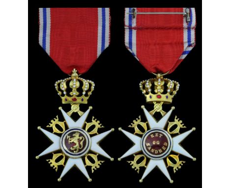 (x) Norway, Kingdom, Order of St. Olav, Knight's breast Badge, 3rd type, 60mm including crown suspension x 40mm, gold and ena