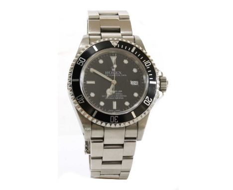 A gentlemen's stainless steel Rolex 'Oyster Perpetual Sea Dweller' automatic bracelet watch, c.2000-2001,ref. 16600. A 34mm c
