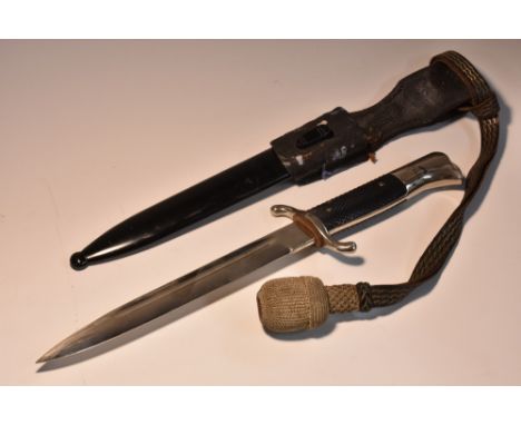 Third Reich/Nazi Germany - a Feuerwehren (Fire Department) dress dagger, by Horst Wolff G.M.B.H., Leipzig C1, 20cm straight-f