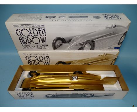 Schylling Collector Series, a tin-plate 1929 Land Speed Record Car, "Golden Arrow", with certificate, appears in mint conditi