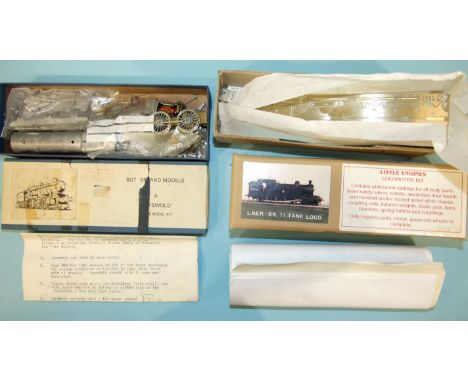 Two OO gauge locomotive model kits: 'Little Engines' LNER/BR T1 tank locomotive and Sutherland Models GWR 4-6-0 County Class 