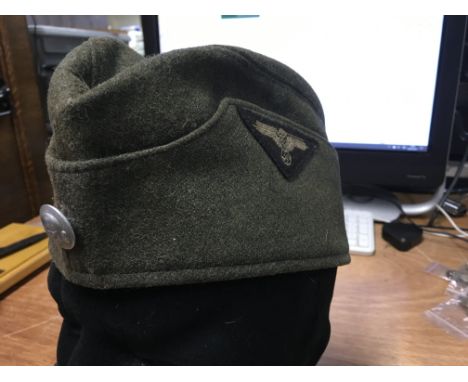 WW2 Style M34 SS-VT Over Seas Cap in Rare Green/Grey