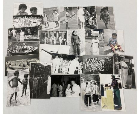 A small collection of vintage photographs to include Chinese and Naval interest. 