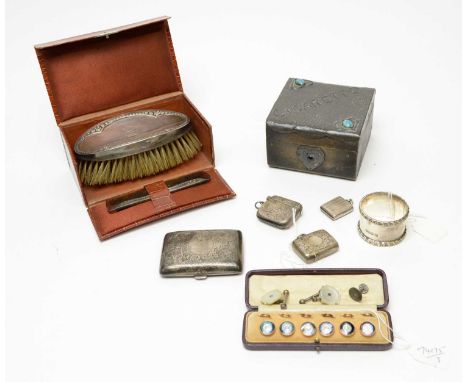 A selection of silver and other items, including: an Arts &amp; Crafts pewter and stained wood cigarette box, decorated with 