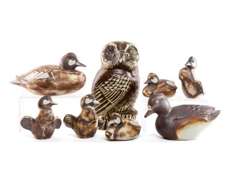 ASSORTED GUSTAVSBERG POTTERY BIRDS, including, Paul Hoff's Archipelago Series 'Vigg Hona' (female tufted duck), Goldeneye Fam