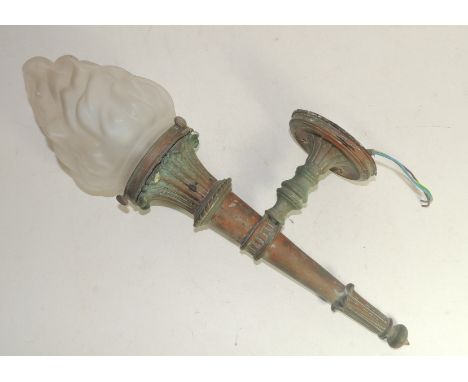 A good quality late 19th Century wall light fitting, the copper lamp with fitted wall bracket in the form of a flaming torch 