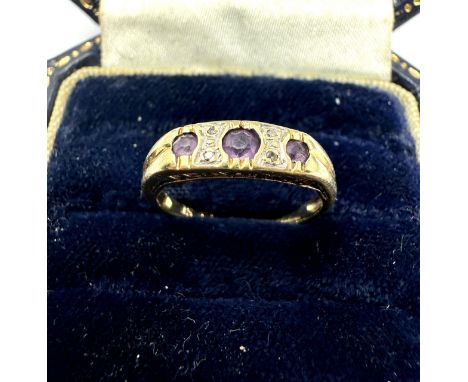 9ct Gold Diamond &amp; Amethyst Seven Stone Ring (1.6g)