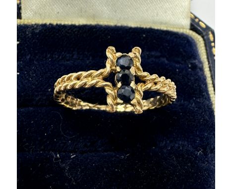 9ct Gold Sapphire Three Stone Ring (1.5g)