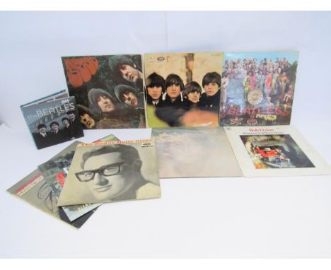 A small collection of LPs to include THE BEATLES: 'Rubber Soul' (PMC 1266, -4/-4 matrix, vinyl VG+, sleeve G), 'Beatles For S