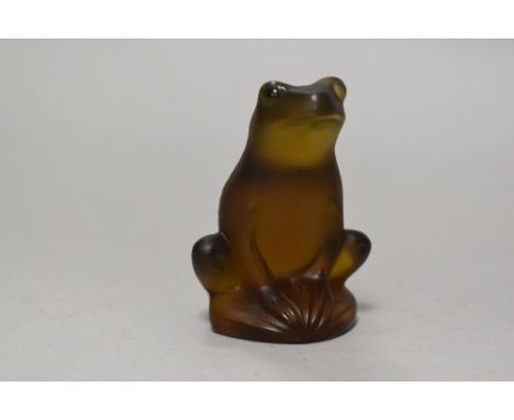 A Vintage 1980s Lalique Frosted Smokey Amber coloured Rainette Art Glass frog Paperweight with high relief detail to back, si