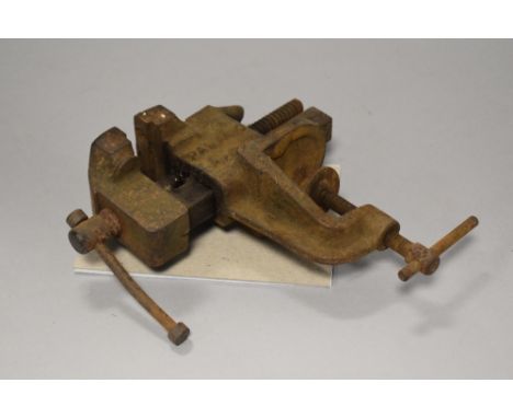 A vintage metal workers Paramo A One small sized anvil vice.