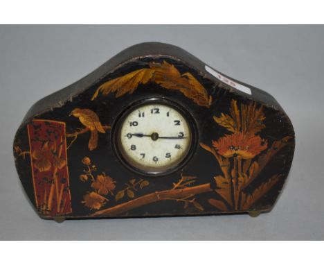 An early 20th century Chinoiserie design mantel clock.