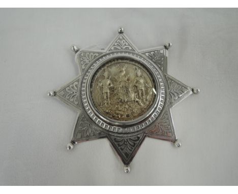 An Edwardian silver Ancient Order of Foresters sash badge having central gilt moulded glazed panel, Sheffield 1903, William C