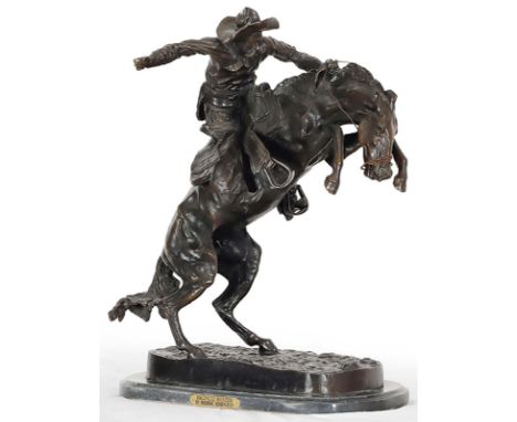 FREDERIC REMINGTON, auch SACKRIDER REMINGTON  Canton/New York 1861 - 1909 Ridgefield Connecticut: Bronco Buster. Bronze mit b