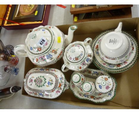 Quantity of Spode 'Chinese Rose' tableware including a lidded teapot and sucrier