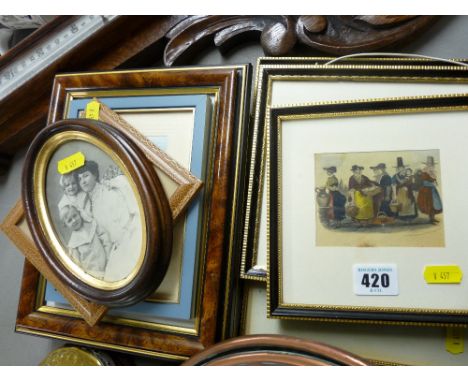 Quantity of framed vintage Welsh Lady prints along with a selection of portrait frames etc