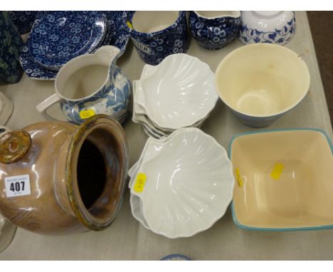 Vintage style salt pot, a quantity of shell shaped serving dishes etc