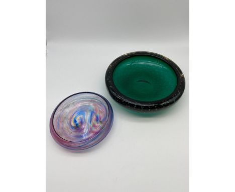 A vintage White Friars green bubble effect bowl together with an art glass trinket bowl. [Friars measures 20.5cm in diameter]