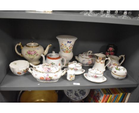 A selection of ceramics including Royal Crown Derby and Herend
Mixed ceramic lot all appear to be in good condition