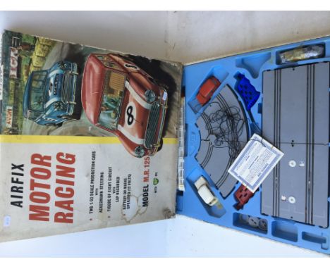 Airfix Mini motor racing set 1/32 scale boxed