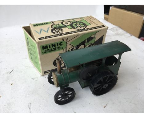 Triang Minic boxed clockwork tinplate Traction engine no key