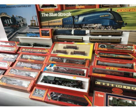 A large collection of boxed 00 gauge Hornby railway , including The Blue streak train set (trains only), The princess Victori