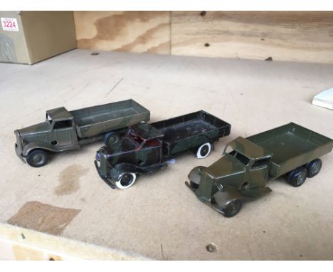 Triang minic tinplate, clockwork, 3x Army camouflaged trucks