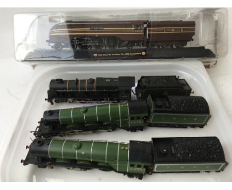 Hornby trains The Royal Scot engine and tender and two Flying Scotsman with tender also included is a model of Coronation