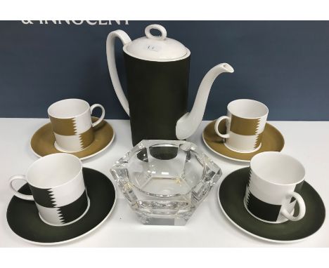 A Susie Cooper Fine Bone China "Forest" three piece coffee set, together with a pair of "Heraldry Green" (C2113) coffee cans 