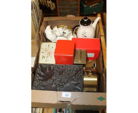 A TRAY OF ASSORTED SUNDRIES TO INCLUDE A ROYAL DOULTON BAMBOO COFFEE SET, CARRIAGE CLOCKS, ETC 