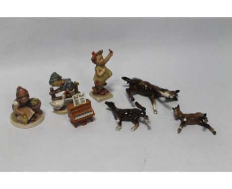 A BOX OF COLLECTABLES TO INCLUDE GOEBEL FIGURES, BESWICK HORSES, ETC A/F