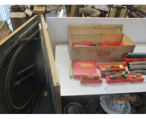 A vintage Triang Railways 00 gauge railway set having Princess Elizabeth engine and tender, with various carriage and rolling