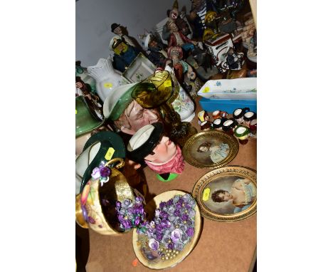A COLLECTION OF DECORATIVE CERAMICS AND NOVELTY ITEMS ETC, to include character jugs by Royal Doulton 'Pied Piper' D6403, Bes
