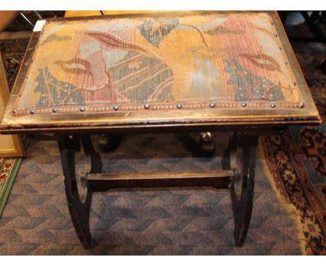 ORGAN STOOL