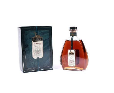 A bottle of Hine Napoleon Old Reserve Cognac, 70cl, 40%, boxed.
