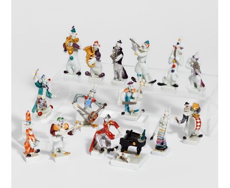 14 FIGUREN AUS DER CLOWNSKAPELLE. Meissen. Meister/Entwerfer: Entwurf P. Strang. Material: Porzellan, farbiges Dekor. Maße: H