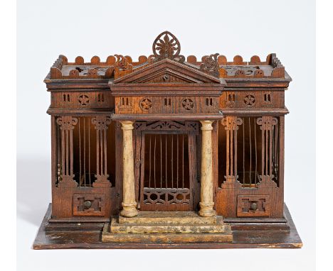 VOGELBAUER. Deutschland. Technik: Holz, aufwendig gesägt. Metallstäbe. Maße: 40x48x29cm. Marke: Auf dem Dach aus Metall gefer
