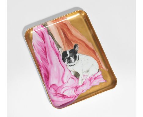 VIDE POCHE MIT FRANZÖSISCHER BULLDOGGE MOUJIK DES MODESCHÖPFERS YVES SAINT LAURENT. Material: Porzellan, farbig und gold deko