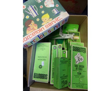 Subbuteo: a collection of teams including Leeds, West Brom, Manchester City, Brazil, Q.P.R., Wolves, and others mostly boxed 