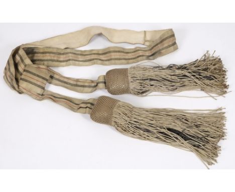 An Imperial German army officers sash: with two bullion tassels.