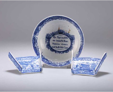 A PAIR OF PEARLWARE BLUE AND WHITE ASPARAGUS SERVERS AND A PEARLWARE BLUE AND WHITE BOWL c.1800, the bowl printed with the mo
