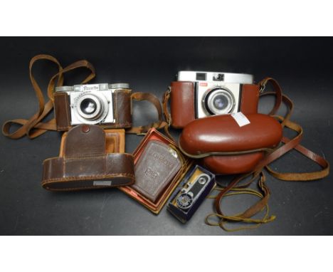 Photographic equipment - a Koda camera; a Paxette camera; a boxed Zeiss light meter 