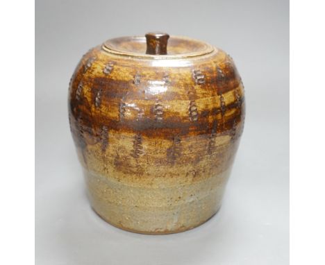 § § William Marshall (1923–2007), a brown glazed stoneware jar and cover, impressed mark, 22cm tall Provenance - Bob Lockyer 