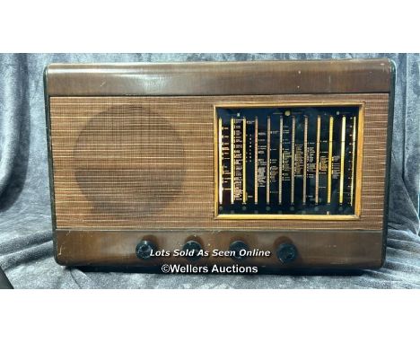 Vintage PYE valve radio type 39J/H, 65 x 41 x 23cm (LOT SUBJECT TO VAT) / AN21 